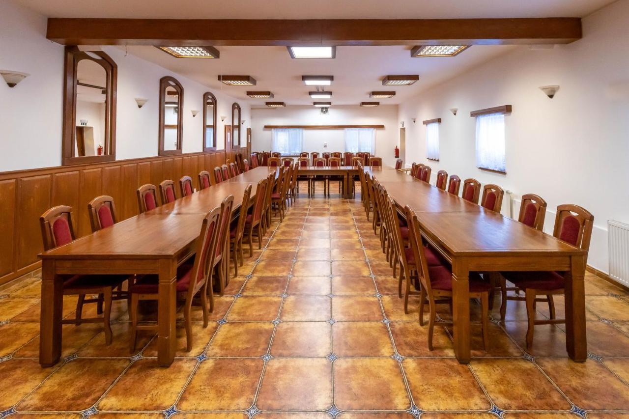 Horsky Hotel Rajska Bouda Malenovice  Ngoại thất bức ảnh