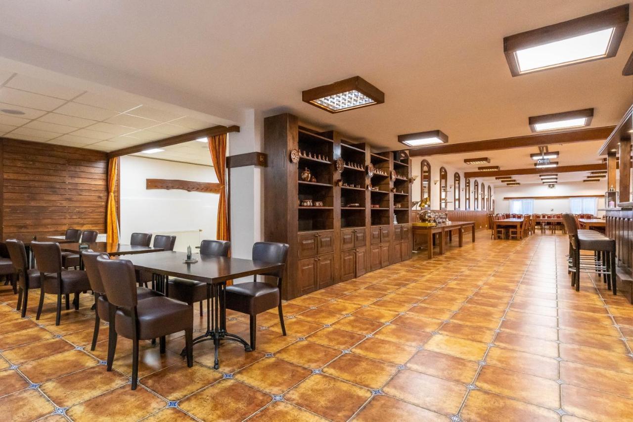Horsky Hotel Rajska Bouda Malenovice  Ngoại thất bức ảnh